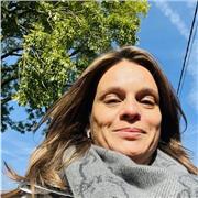 Profesora de francés con licenciatura y master en filologia y literatura francesa